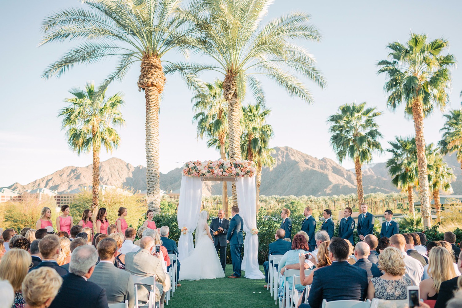 indian-wells-resort-weddings-with-a-view