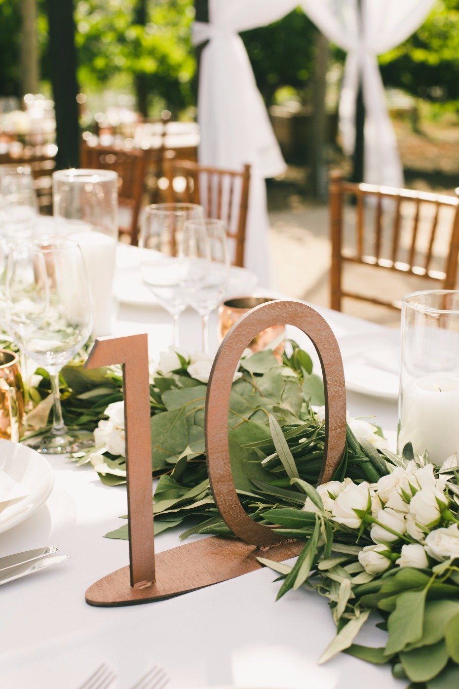 Wood table numbers
