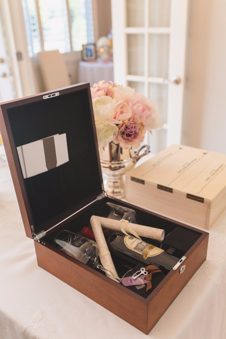 Bridal shower gift wine box