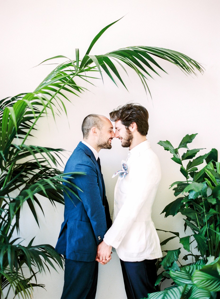 Tropical masculine inspired wedding