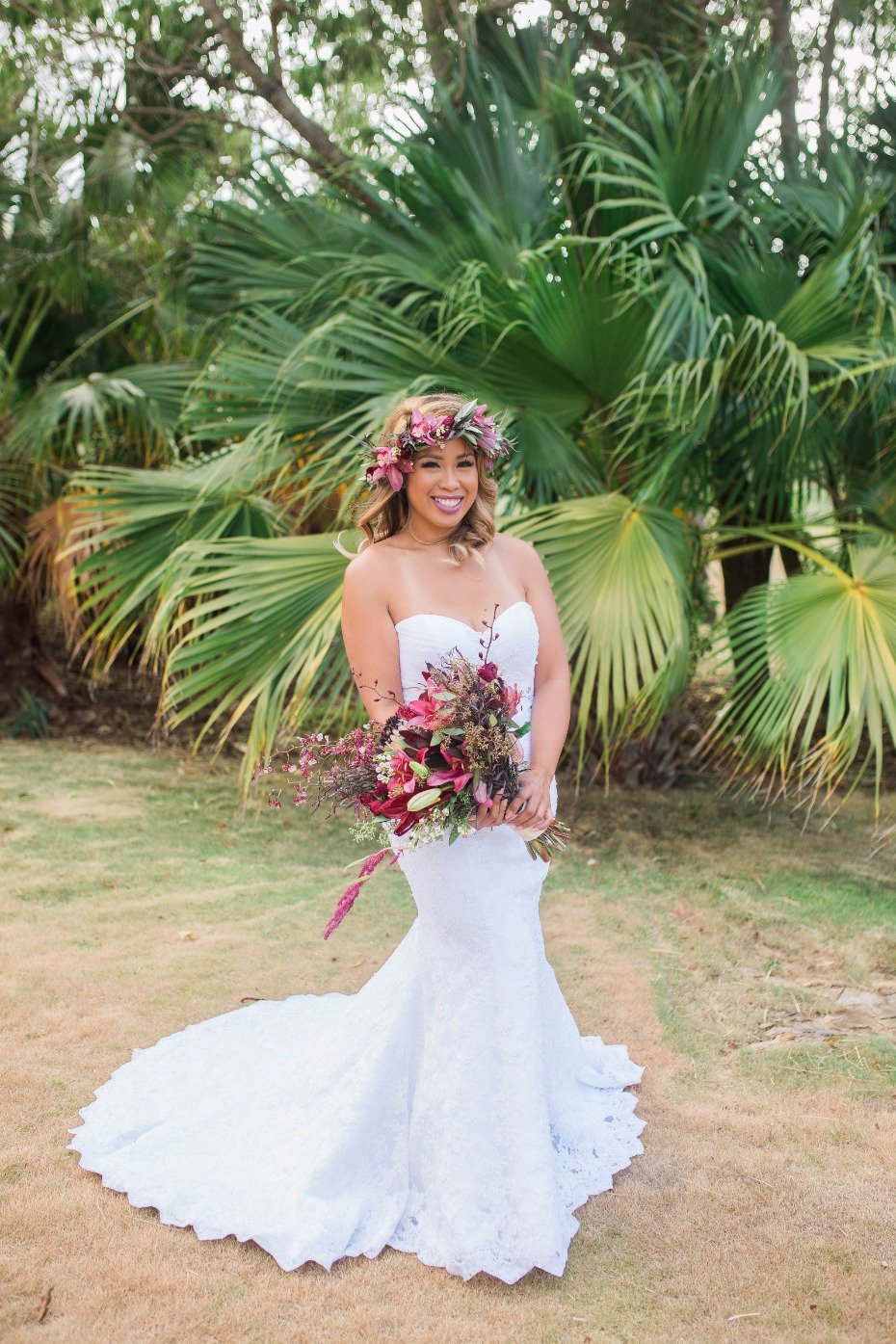 romantic Fall wedding in Hawaii bridal style