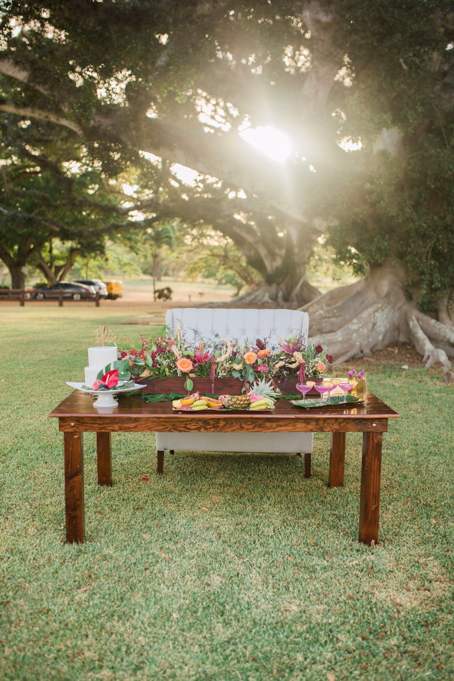 tropical fall wedding sweetheart table