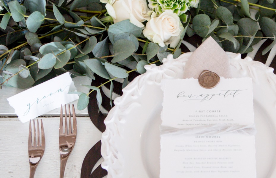 Menu and place card detail