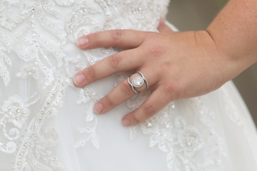 to-all-our-curvy-brides-this-is-a