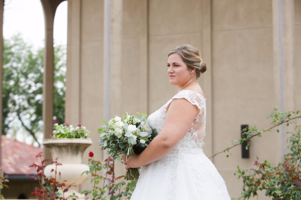 to-all-our-curvy-brides-this-is-a