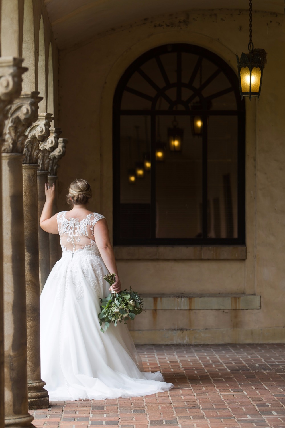 to-all-our-curvy-brides-this-is-a