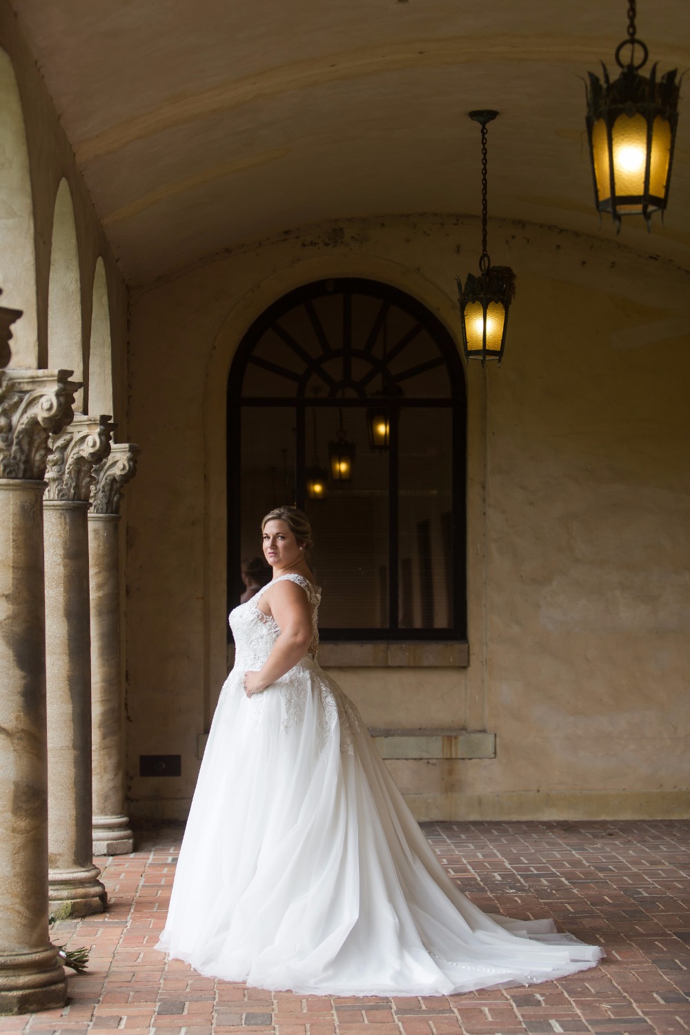 to-all-our-curvy-brides-this-is-a