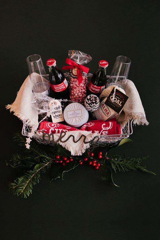 coke gift basket ideas @weddingchicks