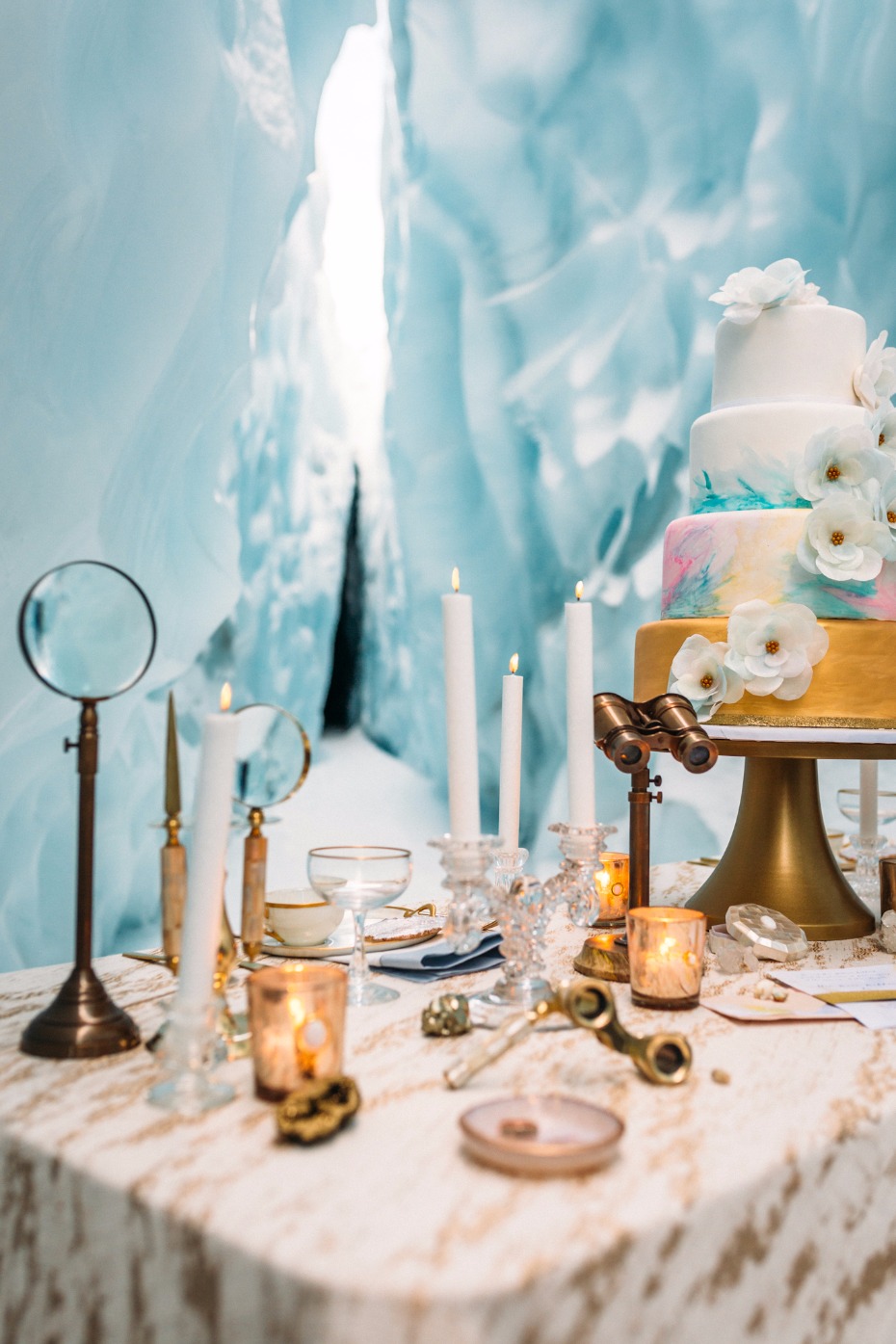 wedding cake table with vintage wedding decor