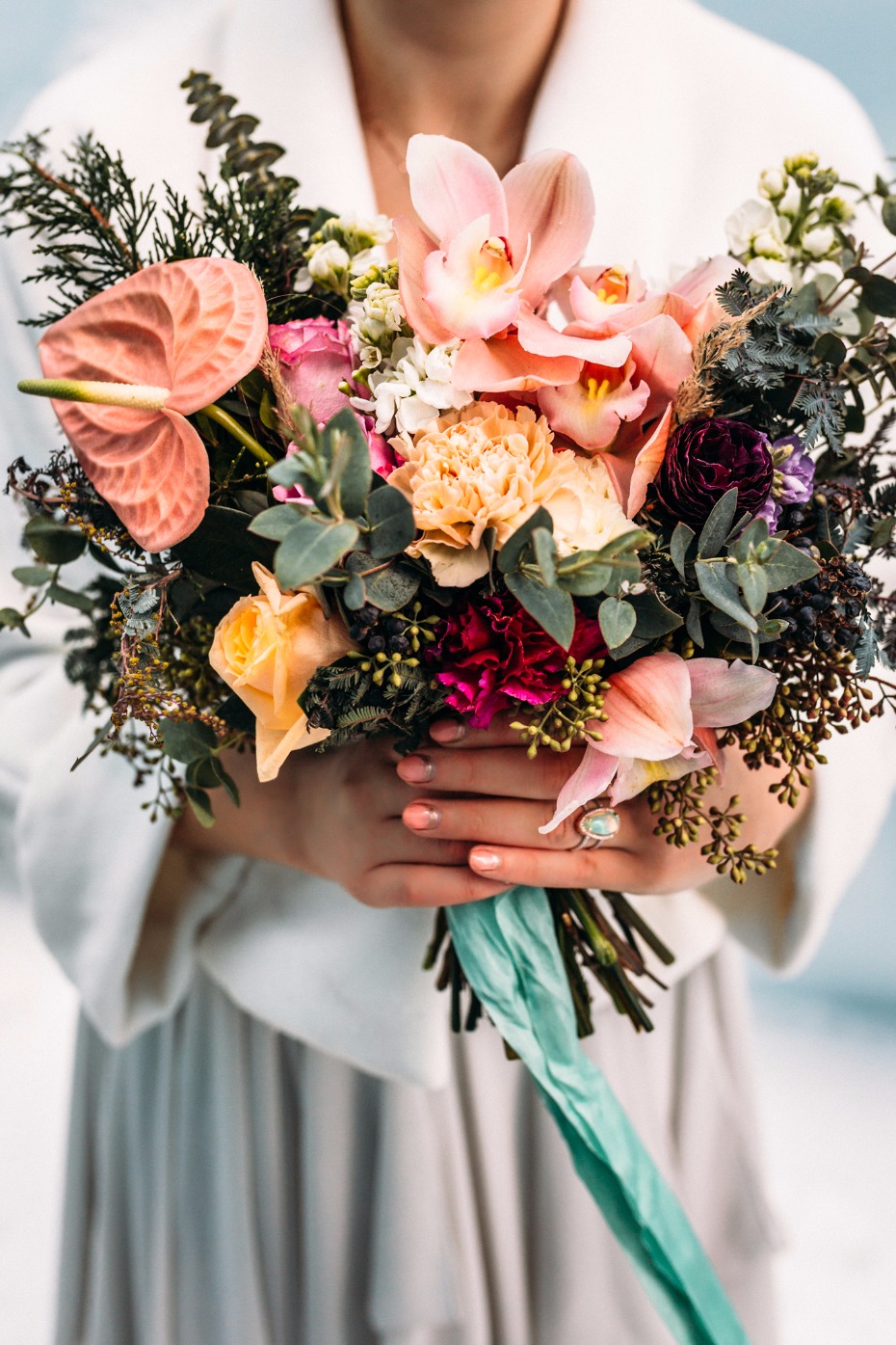 bright and cheery tropical wedding flowers for your winter wedding