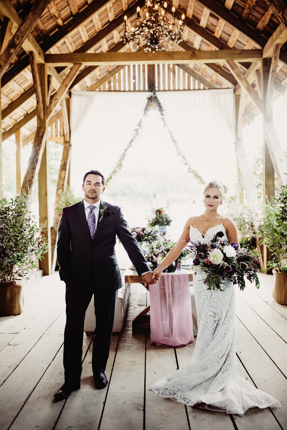 Gorgeous purple and white wedding ideas