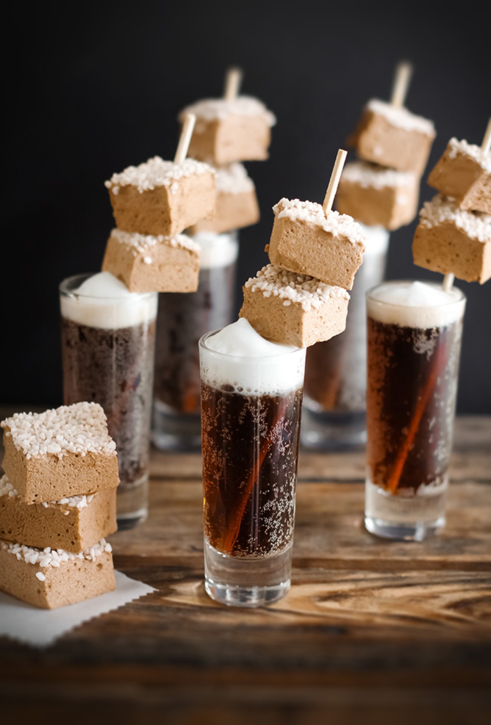 drinks-to-toast_root-beer-marshmallows