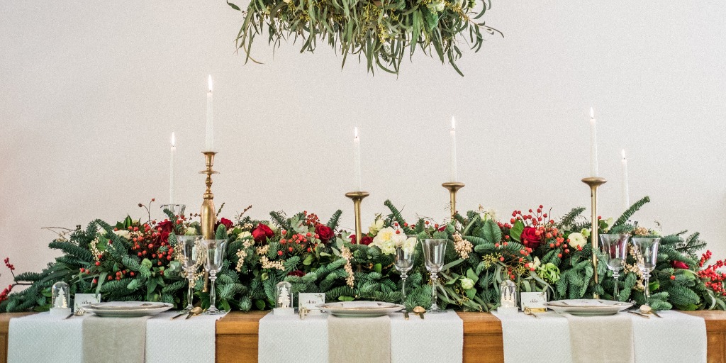 How to Have a Festive Christmas Party Your Guests Will Love