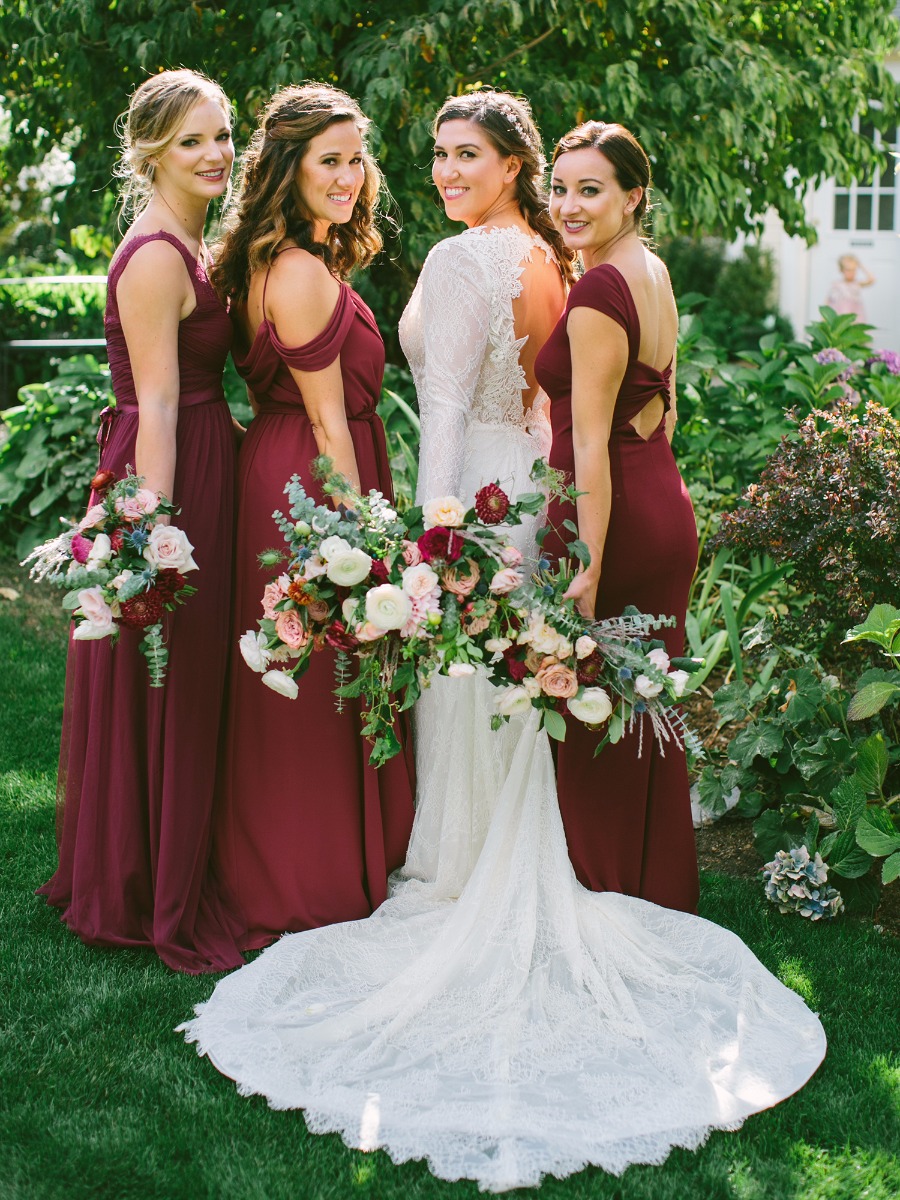 Naturally Chic Outdoor Wedding in Oregon