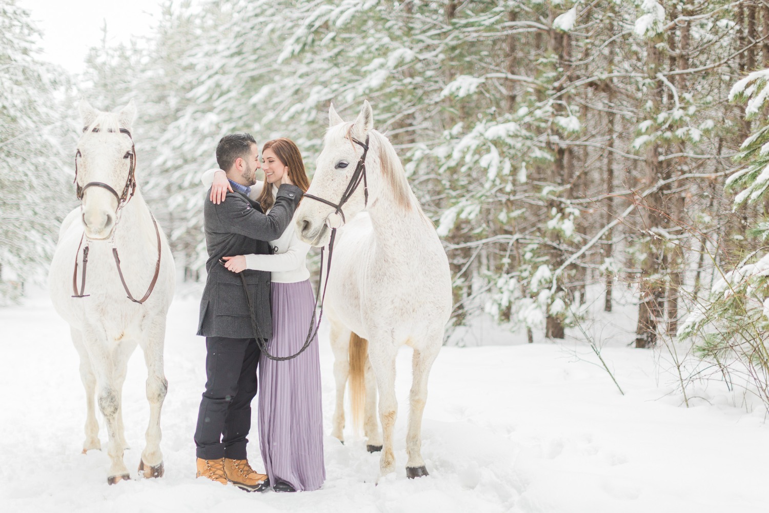 onelovetwohorsesandatonofsnowengagementshoot14