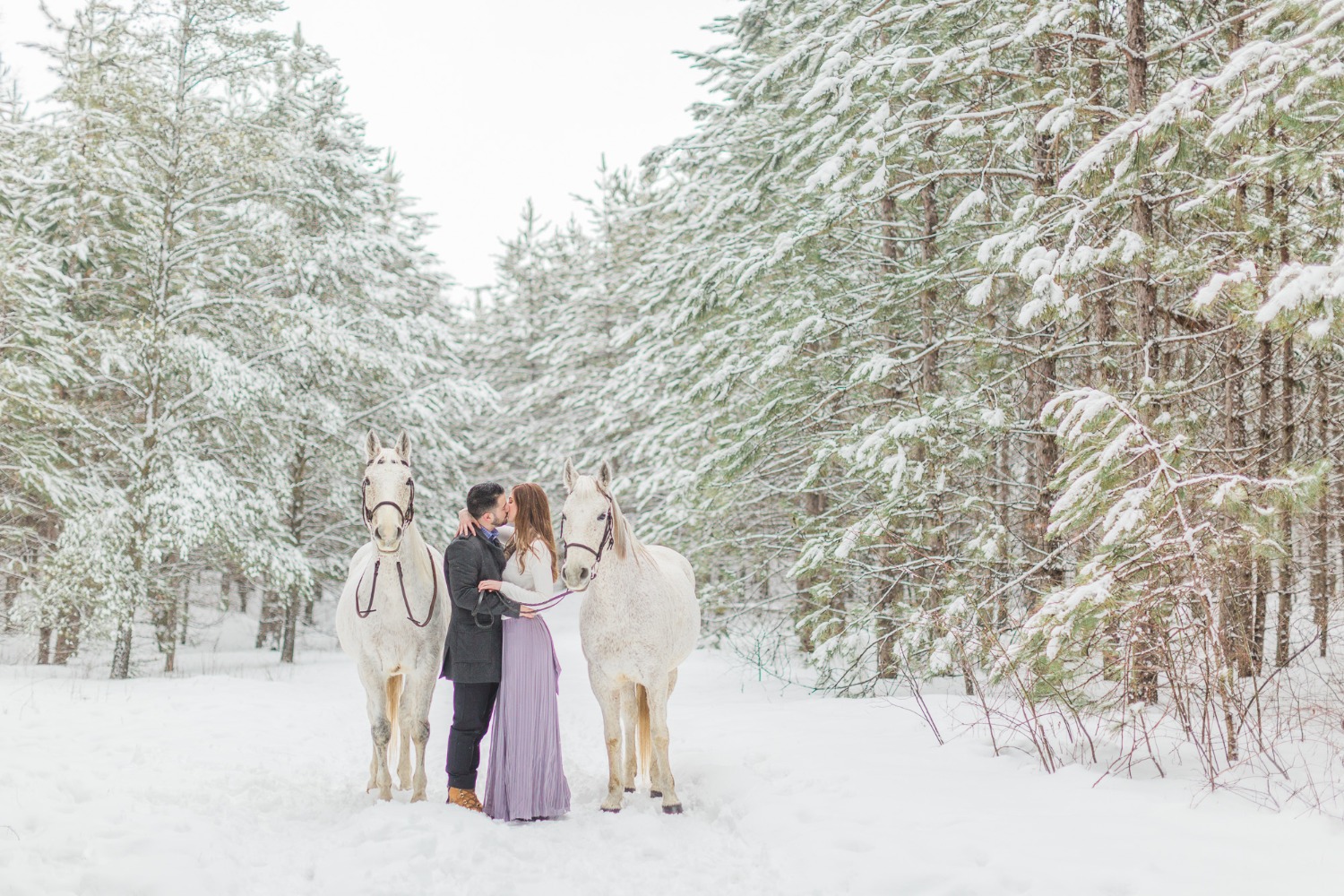 onelovetwohorsesandatonofsnowengagementshoot17