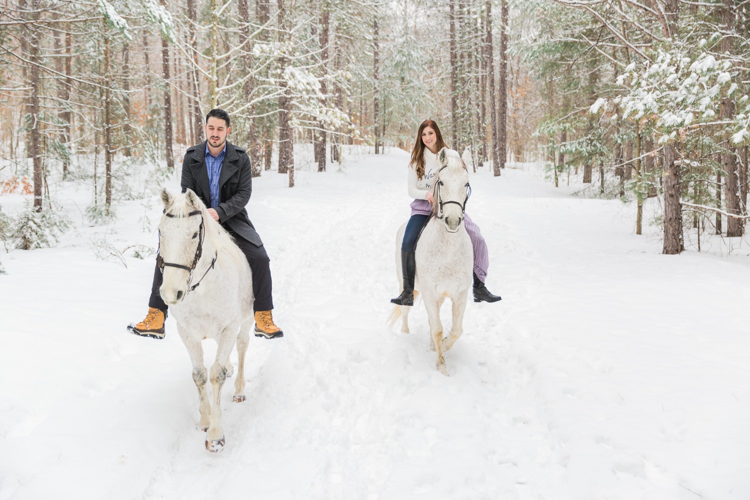 onelovetwohorsesandatonofsnowengagementshoot32