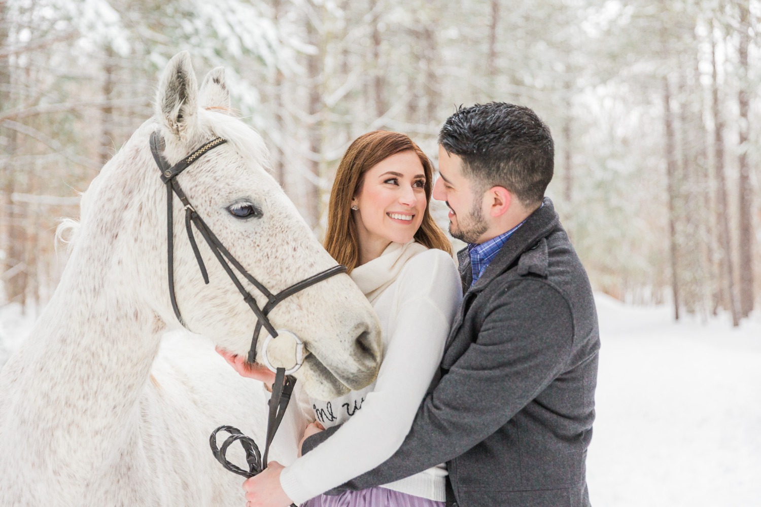 onelovetwohorsesandatonofsnowengagementshoot39