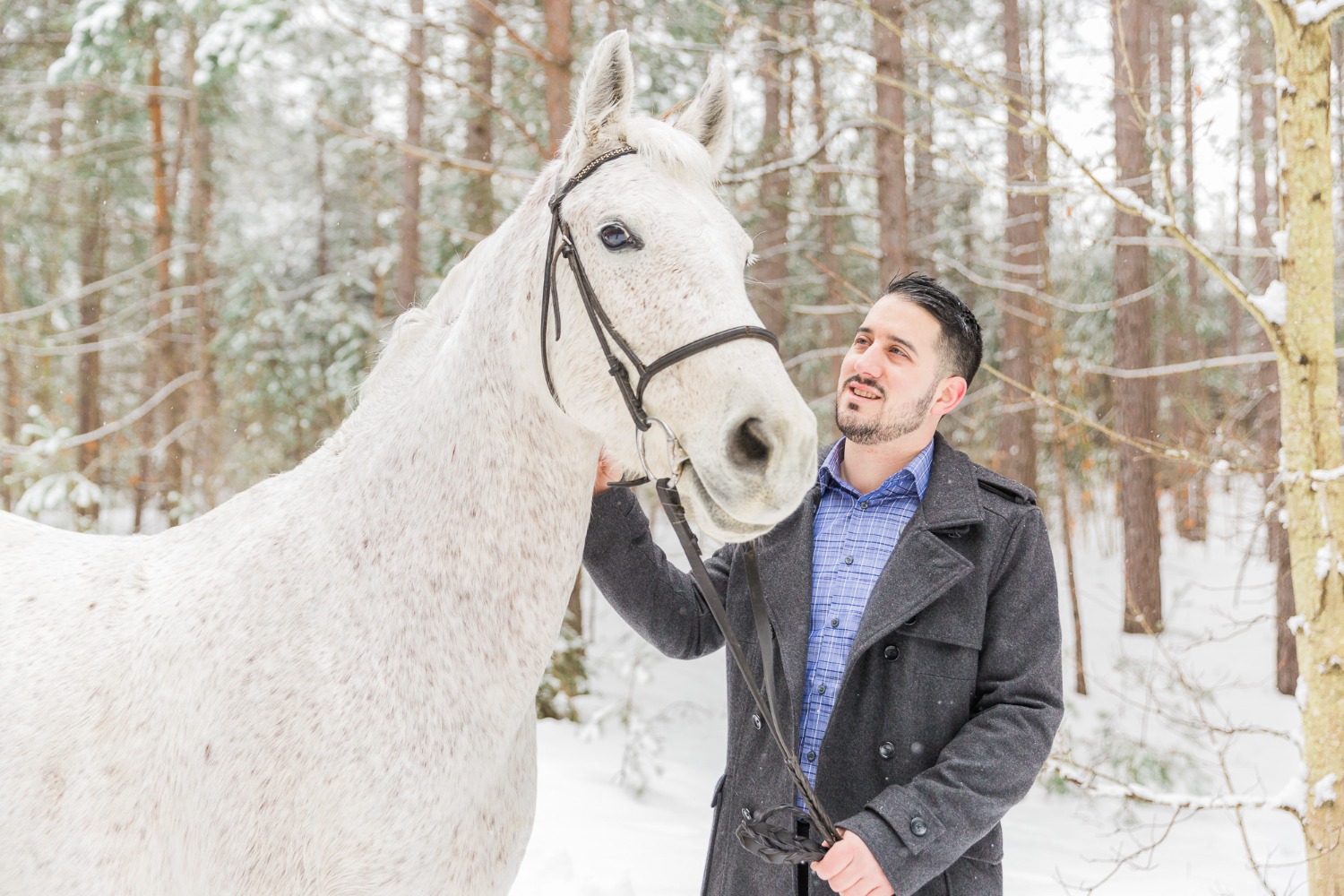 onelovetwohorsesandatonofsnowengagementshoot45