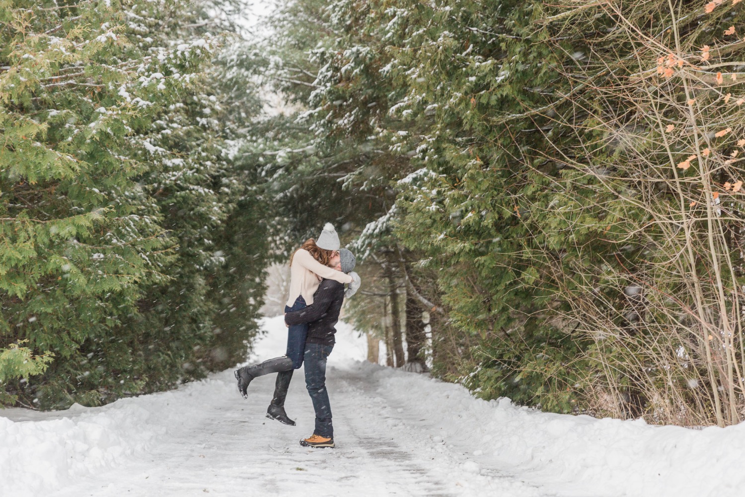 onelovetwohorsesandatonofsnowengagementshoot75