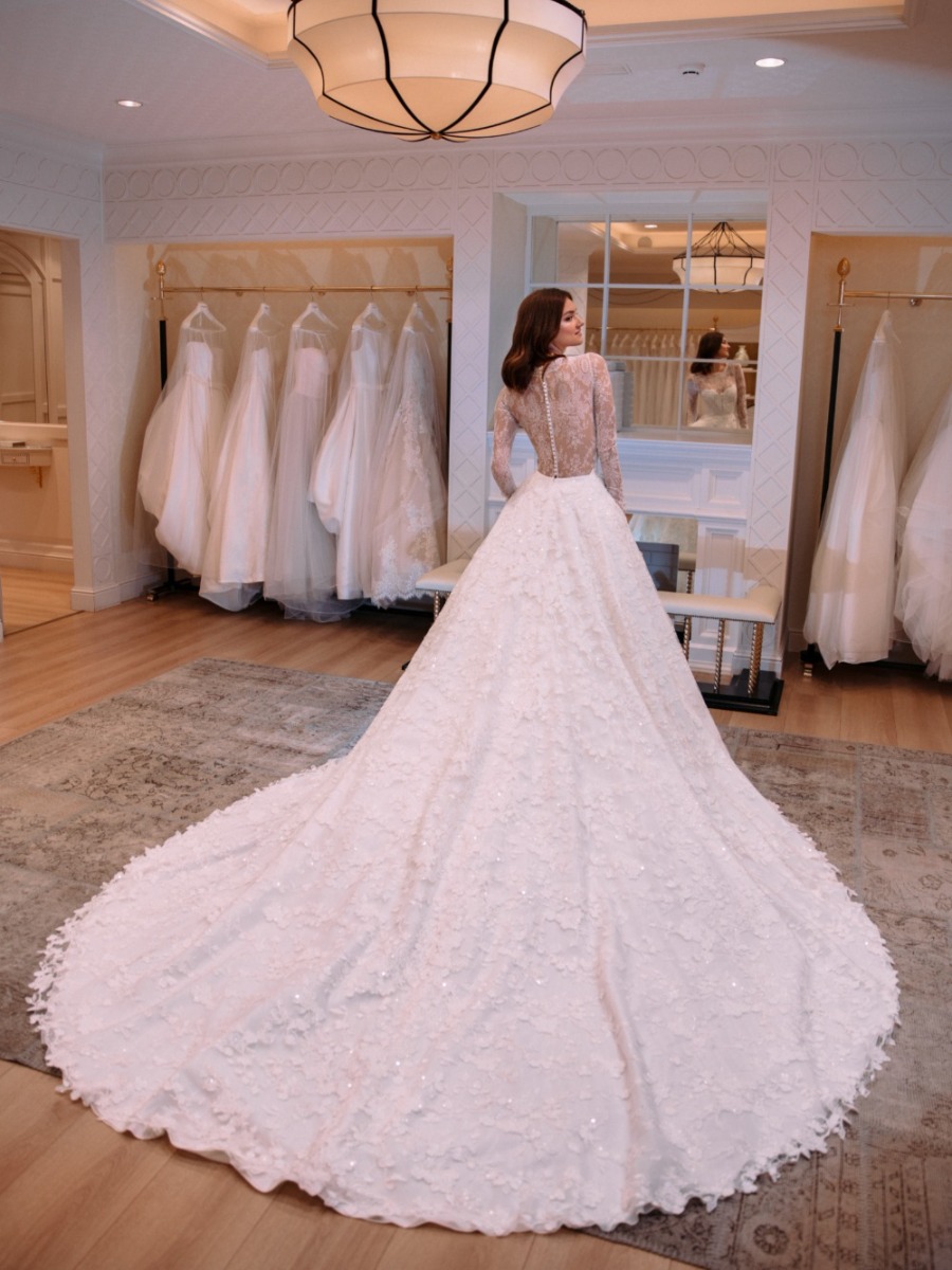 Pronovias Approves of the BFF Bridal Shopping Experience 
