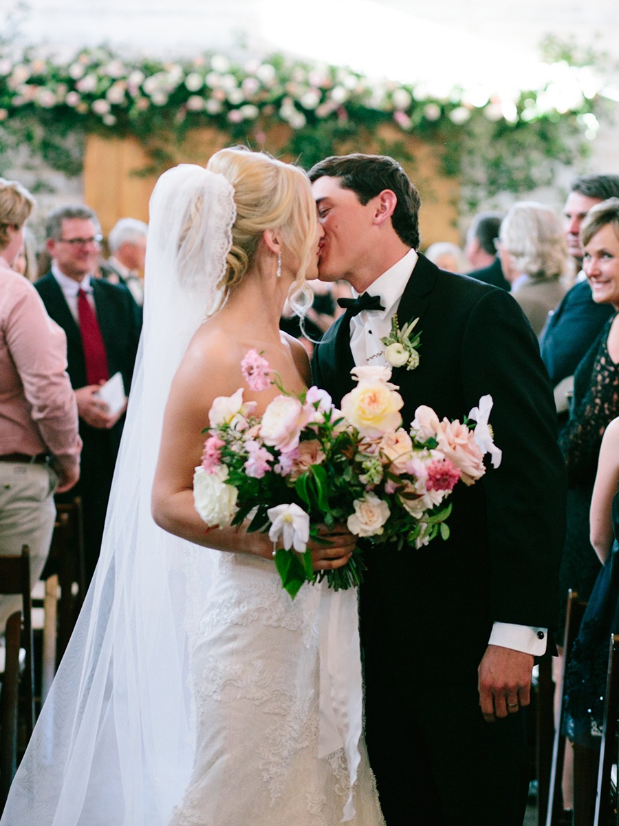 Sorry Other Barn Weddings But This One Is The Prettiest