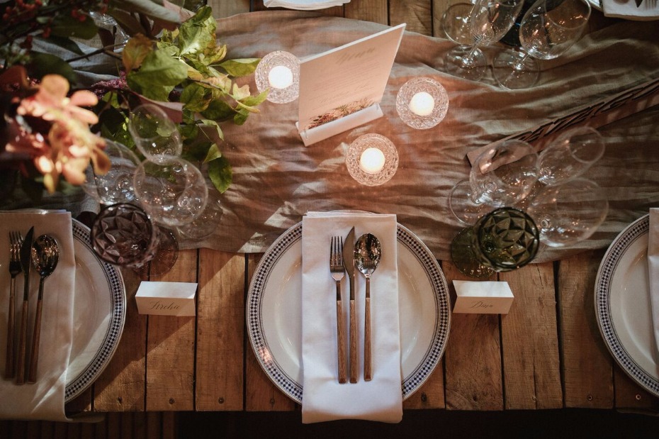 simple place setting