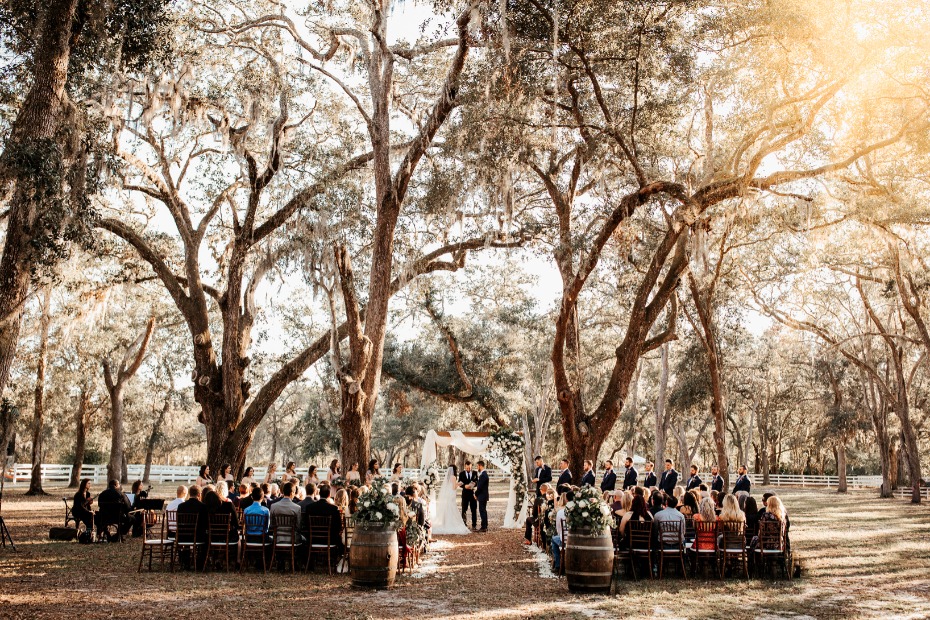 Outdoor November wedding in Florida