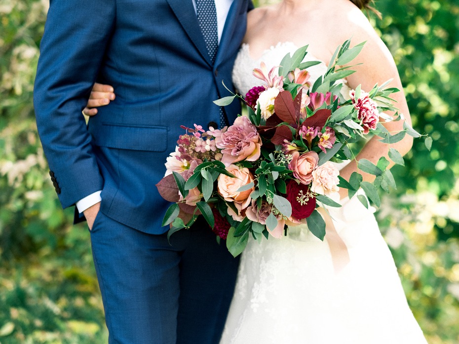 marsala inspired wedding bouquet