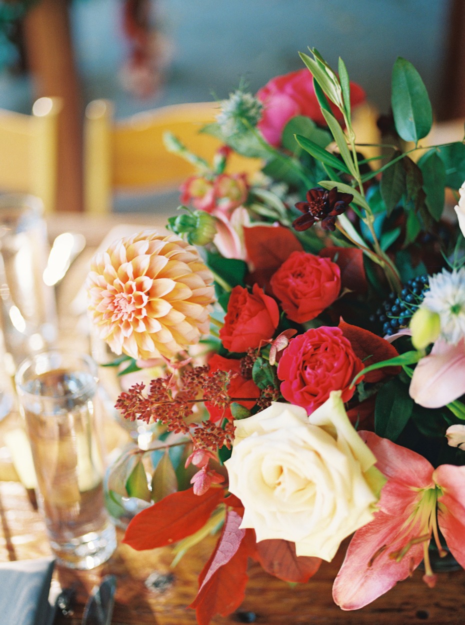 fall inspired wedding floral decor