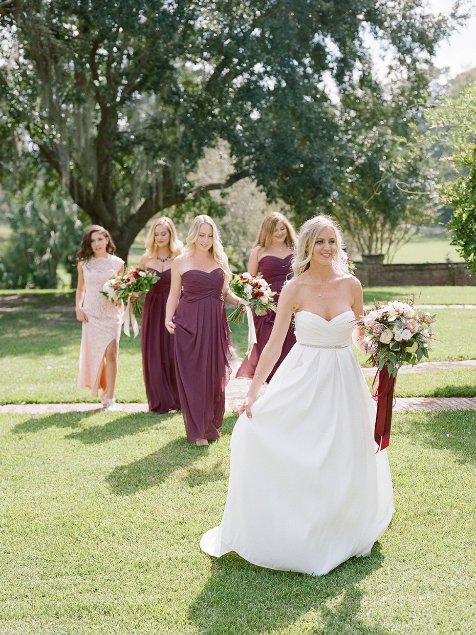 here comes the wedding party