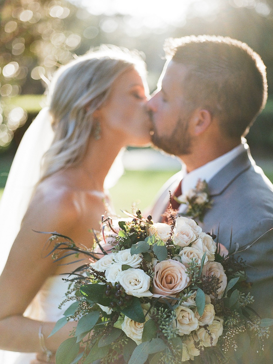 wedding kiss
