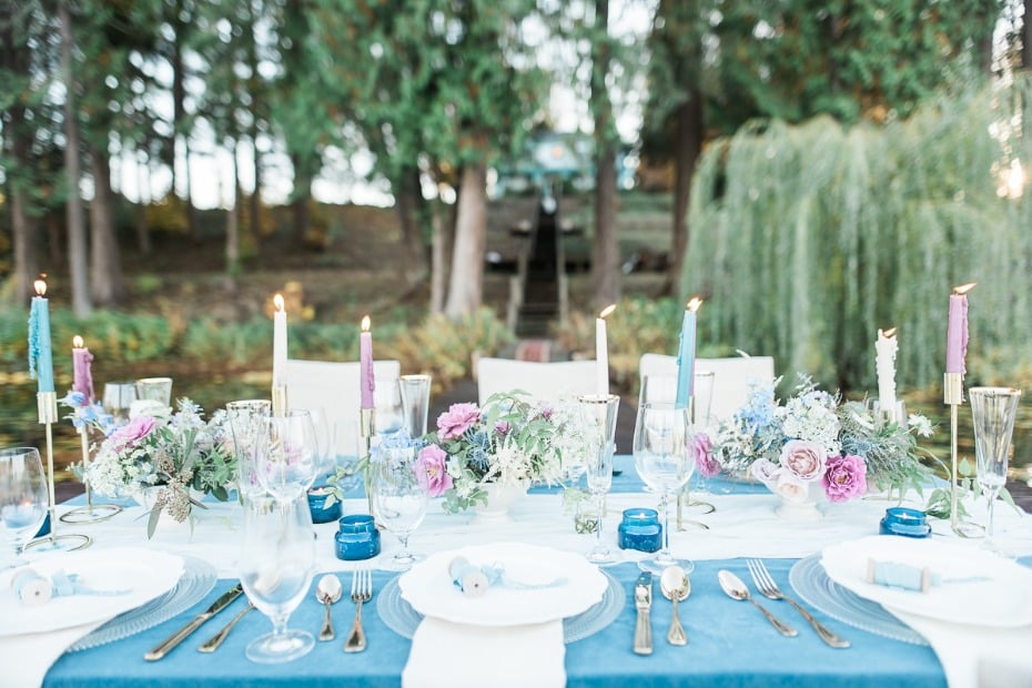 Pink and blue reception table