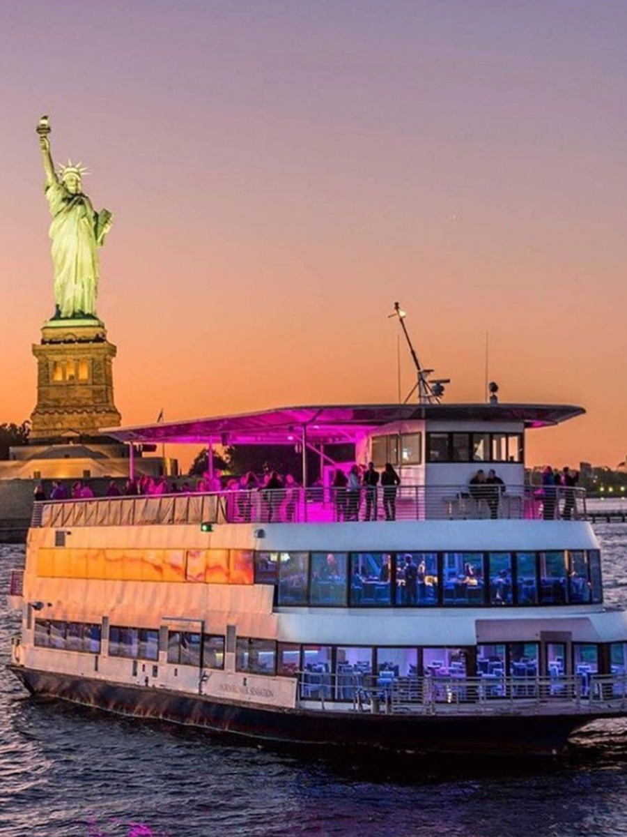Five reasons to consider a Wedding on the Water with Hornblower NY!