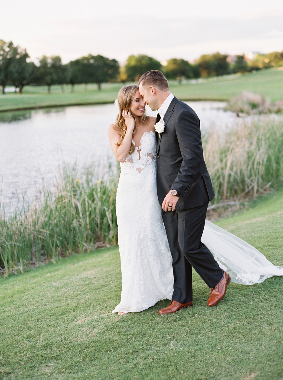 sweet bride and groom wedding photos
