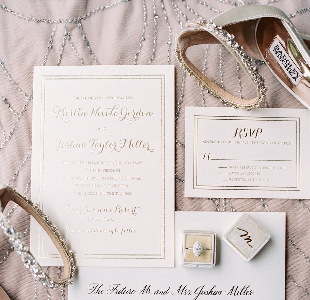 how-to-have-a-glamorous-pastel-wedding