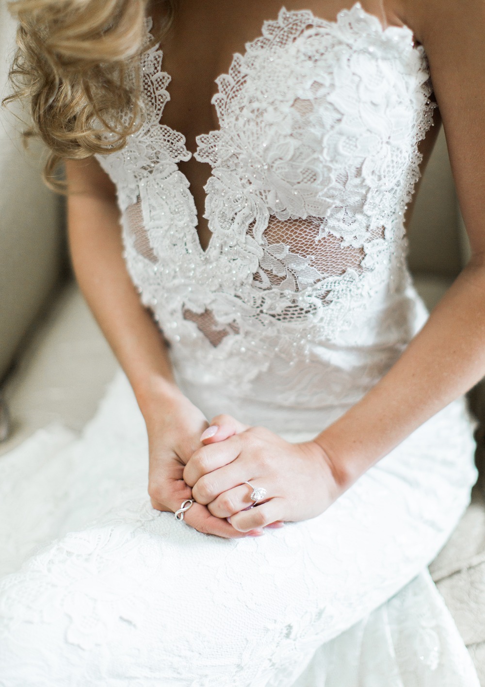 how-to-have-a-glamorous-pastel-wedding