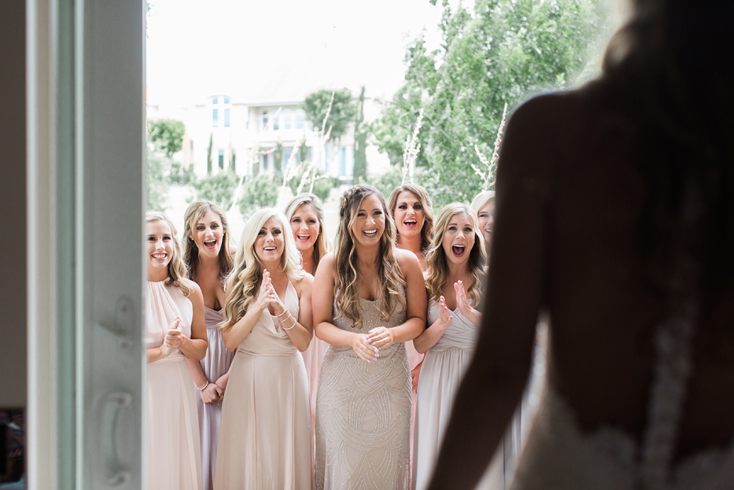 how-to-have-a-glamorous-pastel-wedding