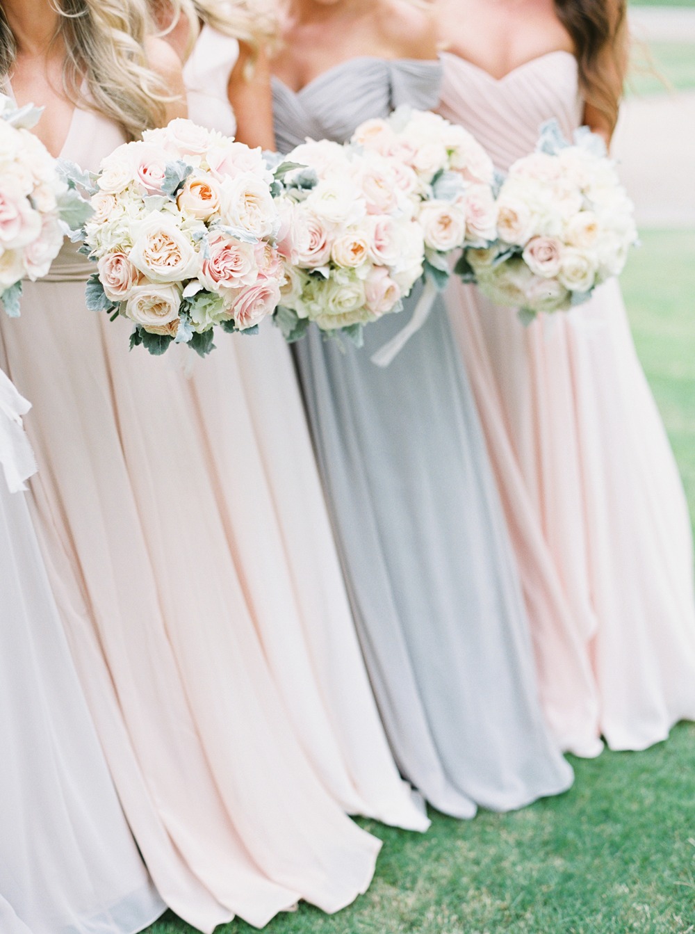 how-to-have-a-glamorous-pastel-wedding