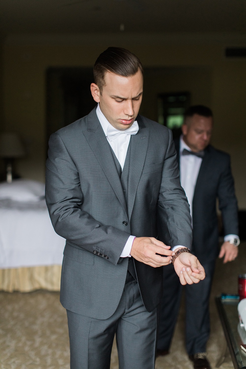how-to-have-a-glamorous-pastel-wedding