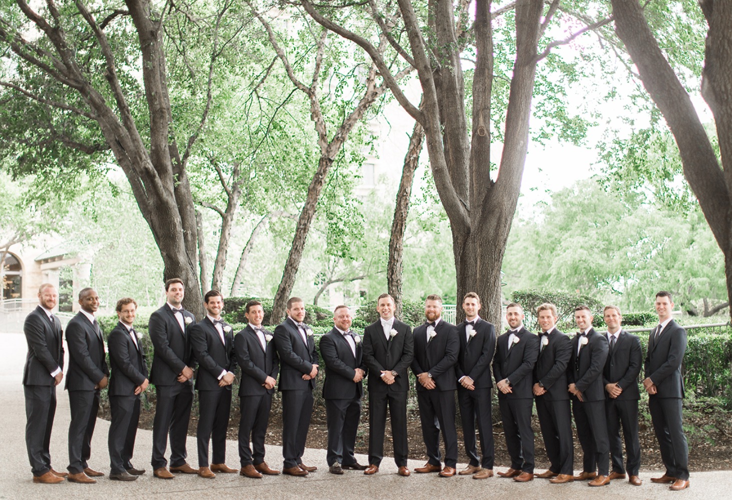 how-to-have-a-glamorous-pastel-wedding