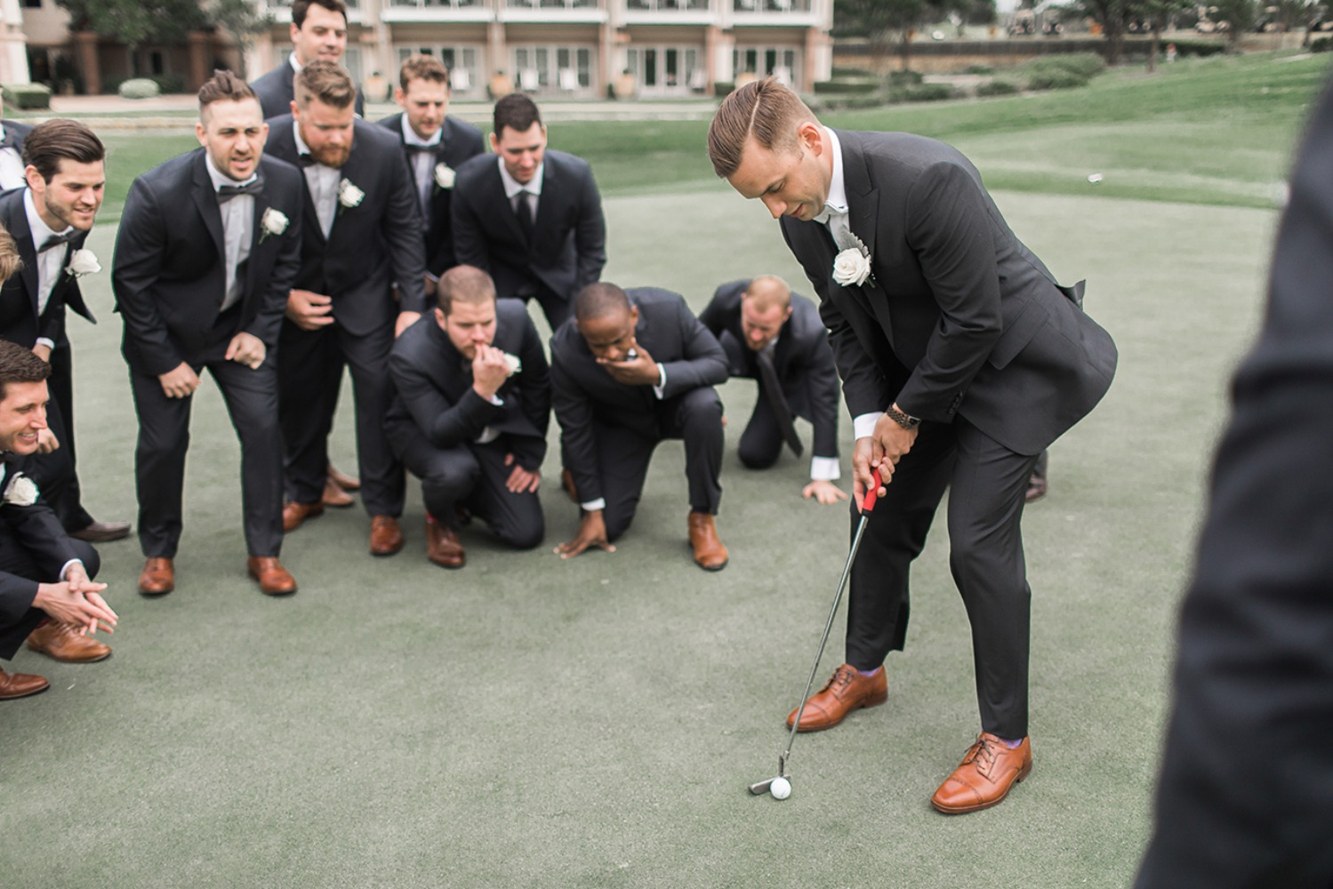 how-to-have-a-glamorous-pastel-wedding