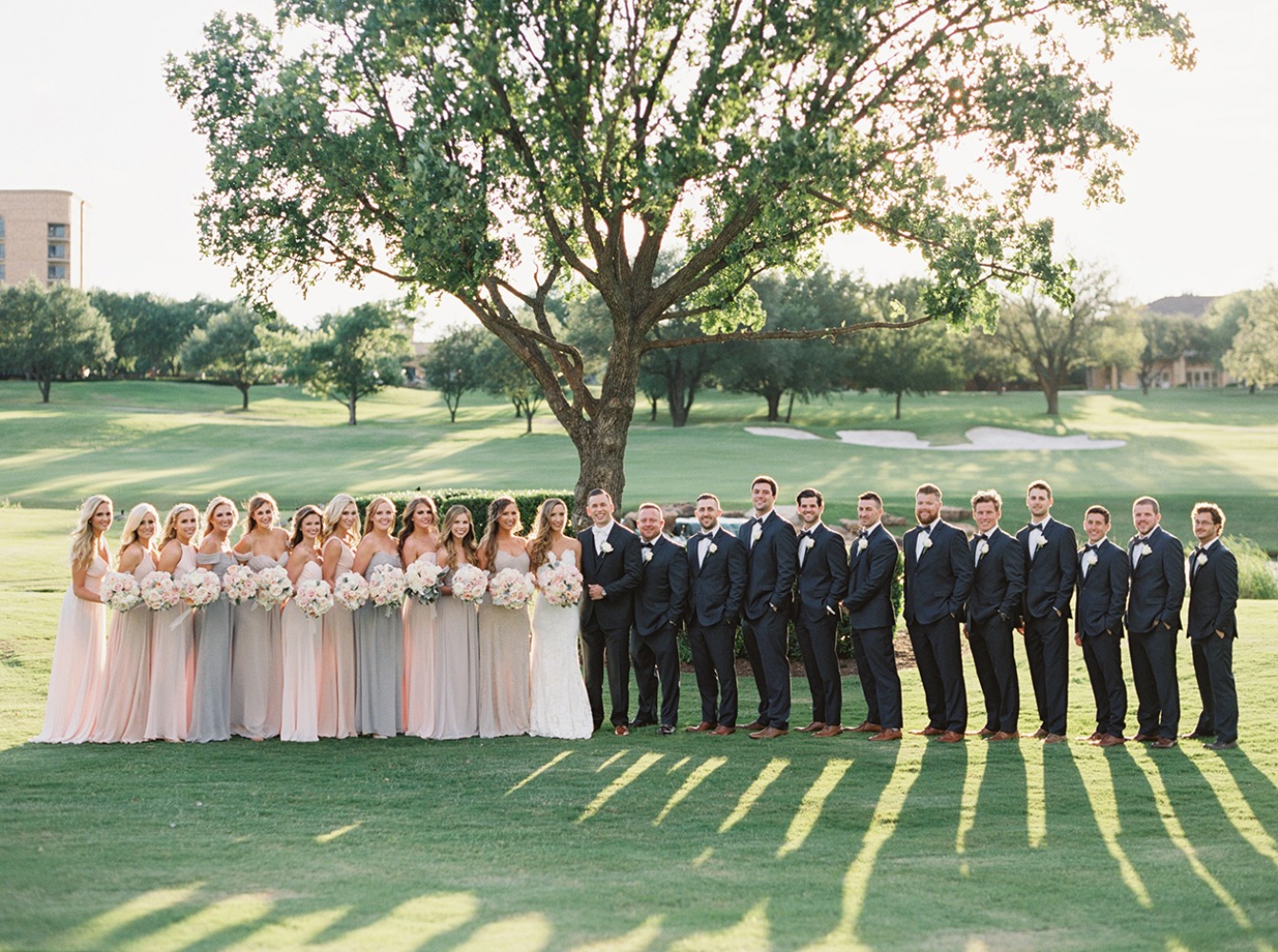 how-to-have-a-glamorous-pastel-wedding