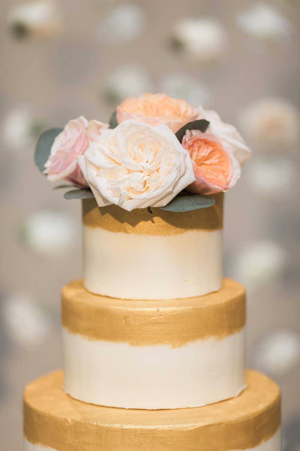 how-to-have-a-glamorous-pastel-wedding