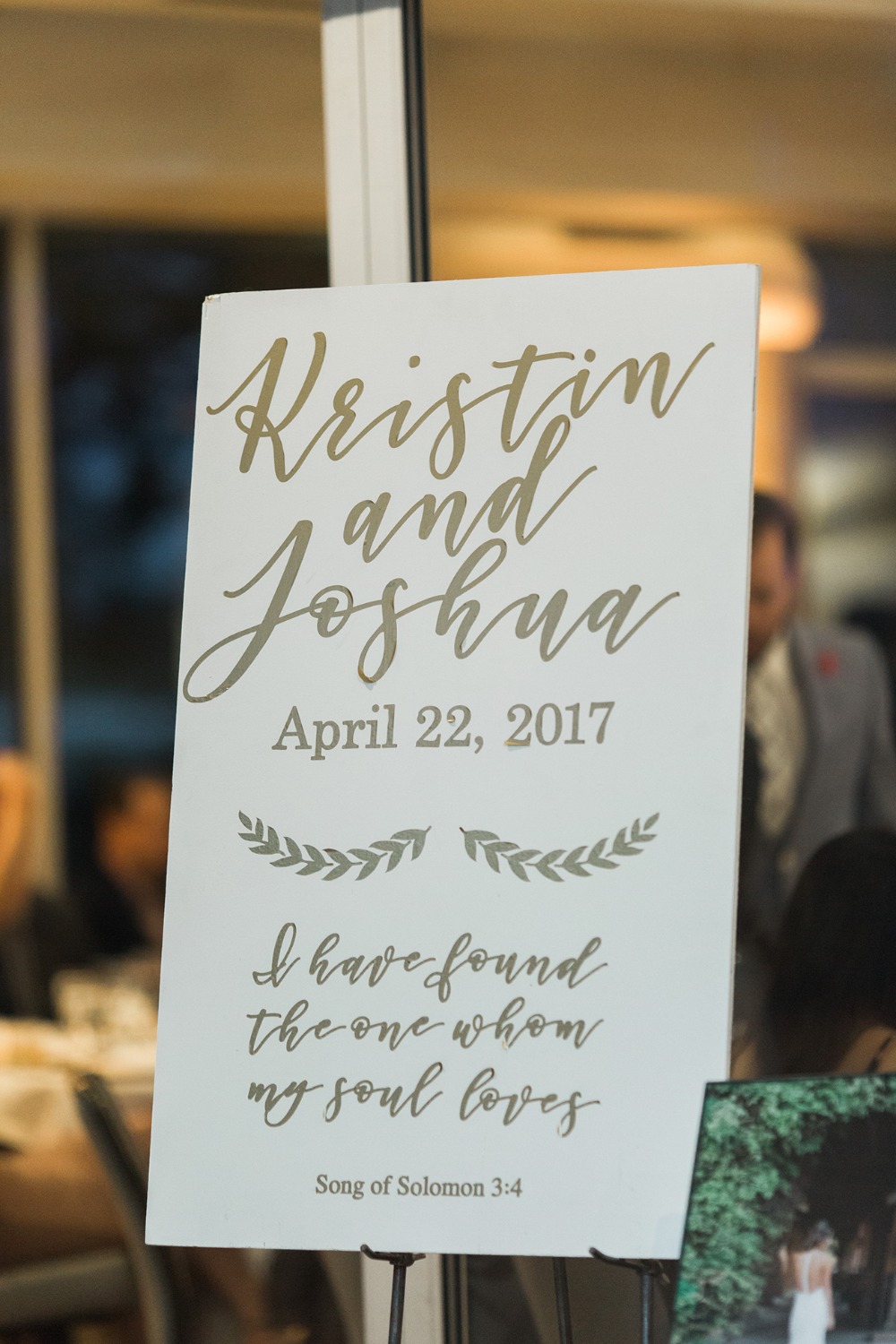 how-to-have-a-glamorous-pastel-wedding
