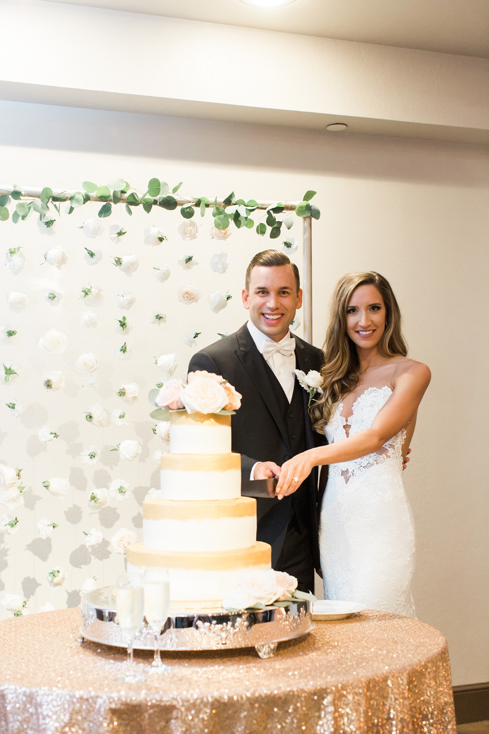 how-to-have-a-glamorous-pastel-wedding