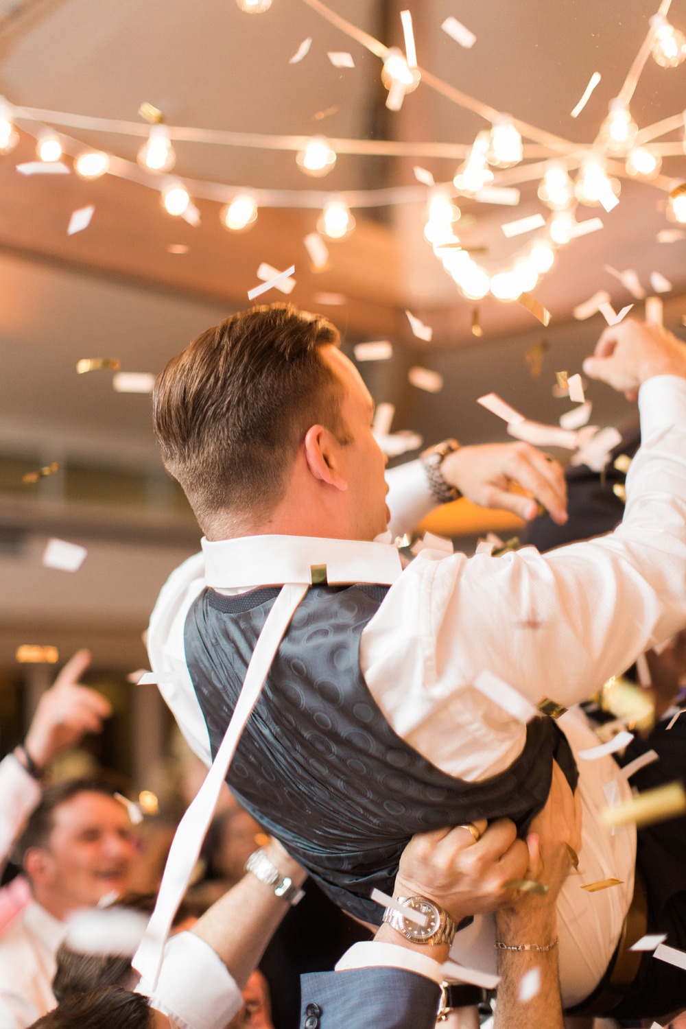 how-to-have-a-glamorous-pastel-wedding