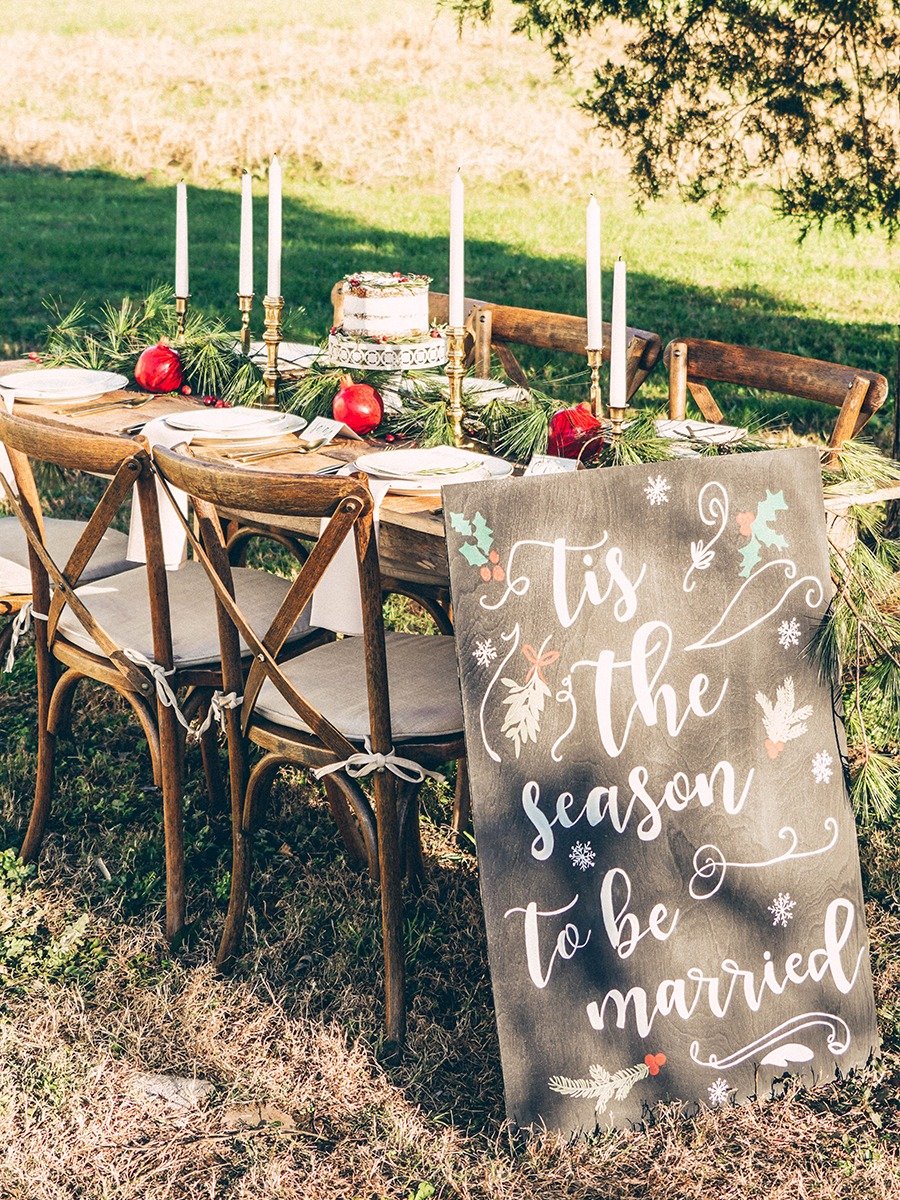 How To Plan A Cozy Christmas Wedding Any Month Of The Year