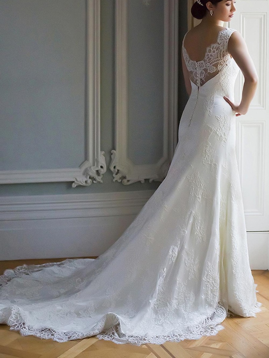 It’s All About That Back with Augusta Jones Bridal 