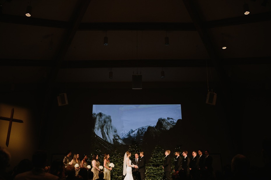 Outdoorsy backdrop for an indoor wedding